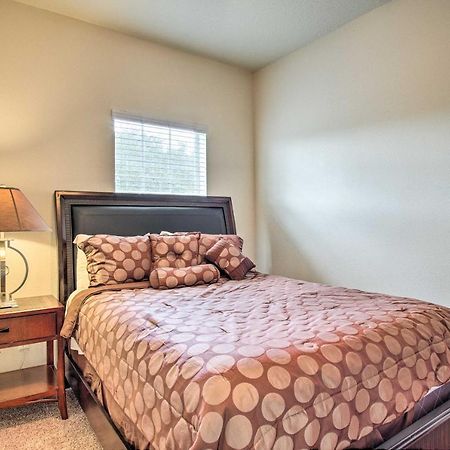 Quiet Condo With Balcony About 2 Miles To Disney World! 올랜도 외부 사진