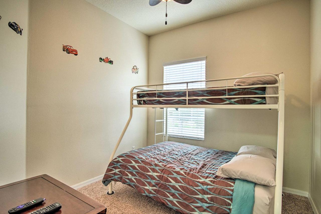 Quiet Condo With Balcony About 2 Miles To Disney World! 올랜도 외부 사진